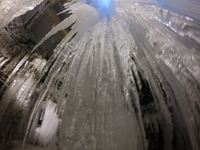 Kỳ lạ hang động duy nhất trên thế giới đóng băng mùa hè, tan chảy mùa đông