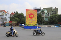 Rực rỡ cờ hoa chào mừng Đại hội lần thứ XVII Đảng bộ TP Hà Nội