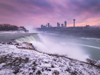 Vẻ đẹp mùa đông ở thác nước Niagara được ví như xứ sở thần tiên