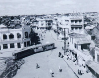 Những bức ảnh đen trắng quý giá về Hà Nội của nghệ sĩ nhiếp ảnh Lê Vượng