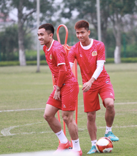 Đoàn Văn Hậu cùng CLB Công an Hà Nội 'luyện công' chờ V-League trở lại