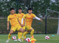 HLV Troussier siết kỷ luật, đặt yêu cầu cao với U23 Việt Nam