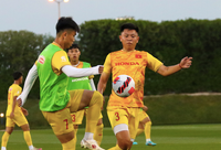 HLV Troussier siết kỷ luật, đặt yêu cầu cao với U23 Việt Nam