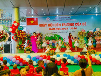 Muôn vàn cảm xúc của trẻ nhỏ trong ngày khai giảng năm học mới