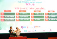 Đấu giá chiếc áo có chữ ký tất cả thành viên đội tuyển Việt Nam