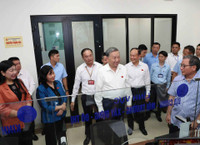 Tổng Bí thư Tô Lâm tiếp xúc cử tri Hà Nội, kiểm tra điểm phục vụ hành chính công phường Đống Đa