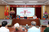 Tổng Bí thư Tô Lâm tiếp xúc cử tri Hà Nội, kiểm tra điểm phục vụ hành chính công phường Đống Đa