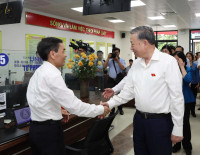 Tổng Bí thư Tô Lâm tiếp xúc cử tri Hà Nội, kiểm tra điểm phục vụ hành chính công phường Đống Đa