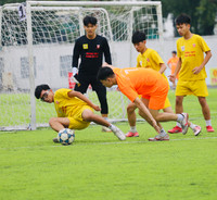 THPT Văn Hiến đi tiếp sau màn luân lưu kịch tính