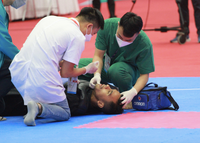 Đối thủ Thái Lan dùng chiêu trò, võ sỹ Việt Nam mất HCV trong gang tấc