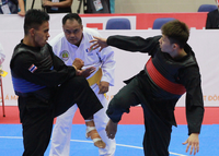 Đối thủ Thái Lan dùng chiêu trò, võ sỹ Việt Nam mất HCV trong gang tấc