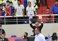 Đối thủ Thái Lan dùng chiêu trò, võ sỹ Việt Nam mất HCV trong gang tấc