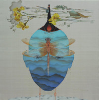 Những cô nàng trút xiêm y trên nền lụa mỏng manh