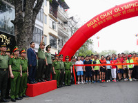 Sôi nổi Ngày chạy Olympic trong lực lượng Công an nhân dân