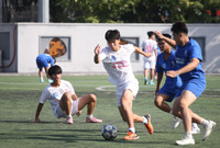 Chùm ảnh loạt trận 14h ngày 19-11