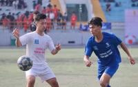 Cuộc đối đầu nghẹt thở giữa 2 nhà cựu vô địch