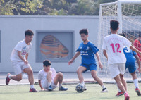 Cuộc đối đầu nghẹt thở giữa 2 nhà cựu vô địch