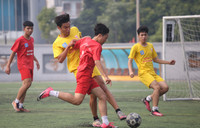 Trường Thực nghiệm chia tay giải sau trận đấu kịch tính với THPT Hà Nội Amsterdam