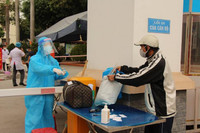 Những hình ảnh đầu tiên bên trong tâm điểm ổ dịch Covid-19 tại Chí Linh - Hải Dương