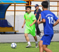 Hình ảnh loạt trận khai màn giải bóng đá học sinh THPT Hà Nội 2025