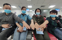 Những chiến sĩ Công an Thủ đô đầu tiên tiêm vaccine phòng dịch Covid-19 