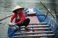 Chùa Hương mở cửa đón khách