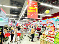 Hà Nội: Người dân lại đổ dồn đi mua lương thực, thực phẩm tích trữ