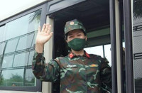 Những “bông hồng thép” xung phong vào tuyến đầu chống dịch