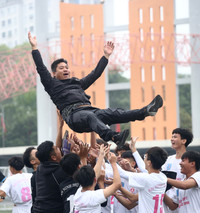 Khoảnh khắc ấn tượng, ngập tràn cảm xúc vòng tứ kết