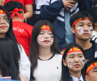 Fan nữ hâm nóng trận chung kết mùa giải 2023