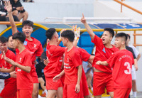 Chơi hơn người, THPT Phan Huy Chú chật vật giành vé chung kết