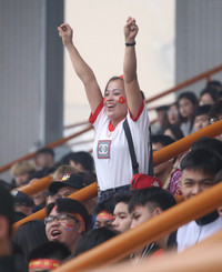 Fan nữ hâm nóng trận chung kết mùa giải 2023