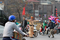 Cảnh sát giao thông Thủ đô tăng cường đảm bảo trật tự an toàn giao thông