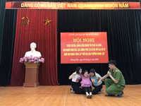 Phổ biến kỹ năng cứu nạn, chữa cháy cho các cô giáo mầm non