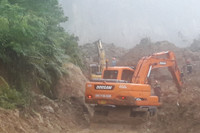 Về với vùng núi lở xóm Khanh