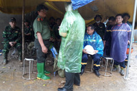 Về với vùng núi lở xóm Khanh