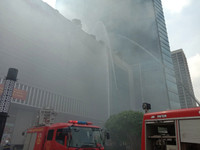 Hàng trăm nhân viên, cư dân tham gia diễn tập vụ cháy giả định