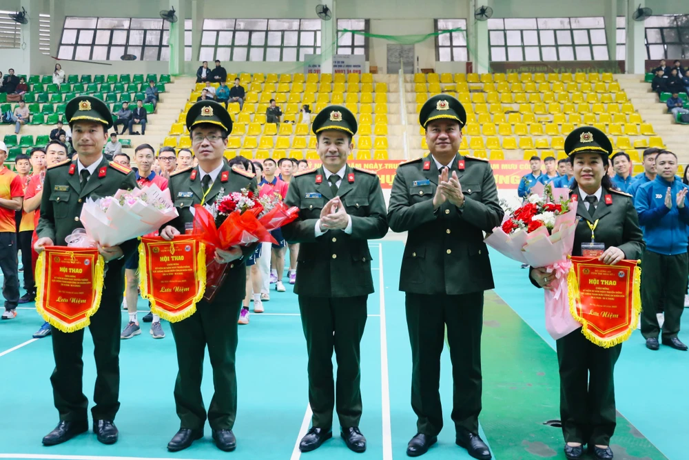 Khai mạc Hội thao Cụm thi đua số 1 Bộ Công an