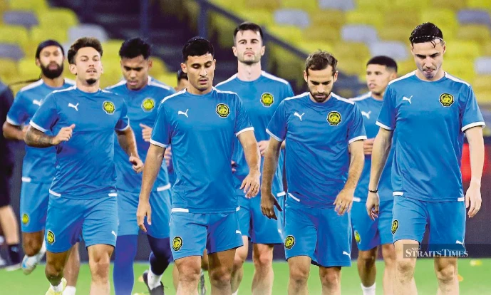 "ĐT Việt Nam đang chờ Malaysia tại Thiên Trường"