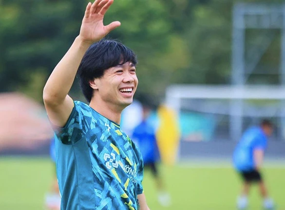 Công Phượng báo tin vui