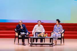 Hơn 400 chuyên gia y tế trao đổi về miễn dịch trọn đời