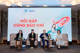 Chăm sóc thai kỳ chủ động giúp thu hẹp "khoảng trống miễn dịch" ở trẻ