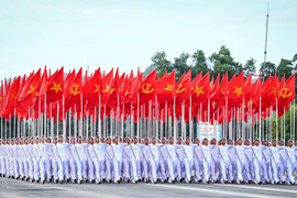 VỮNG BƯỚC DƯỚI CỜ ĐẢNG