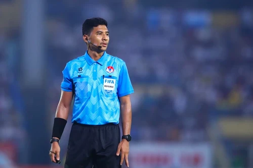 Trọng tài Malaysia bắt trận thư hùng xác định kỷ lục V-League