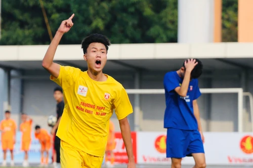 Tấn công bế tắc, THPT Vạn Xuân bị loại