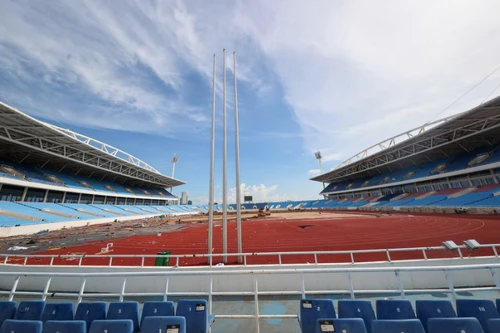 Sân Mỹ Đình kéo dài tình trạng "không bóng đá"