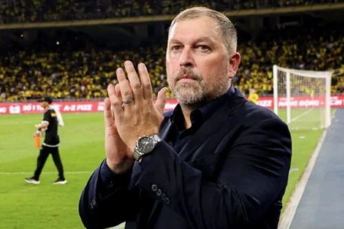 Phủ nhận tin đồn "tháo chạy", HLV Malaysia tuyên bố đánh bại tuyển Việt Nam