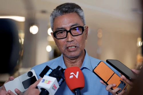 Quan chức bóng đá Malaysia sẵn sàng 'từ chức đồng loạt'