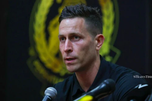 CEO tuyển Malaysia nói "khá lạc quan" trước giờ phán quyết bê bối nhập tịch