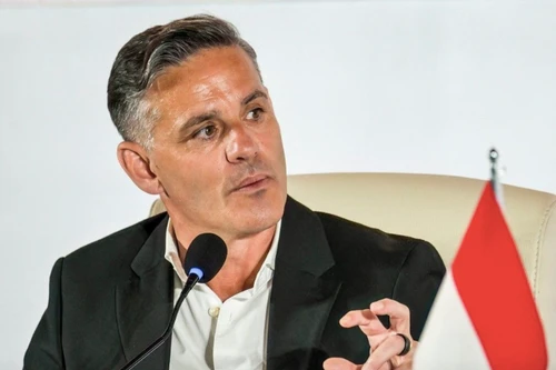 Tân HLV tuyển Indonesia ủng hộ nhập tịch ồ ạt, tuyên bố gây sốc